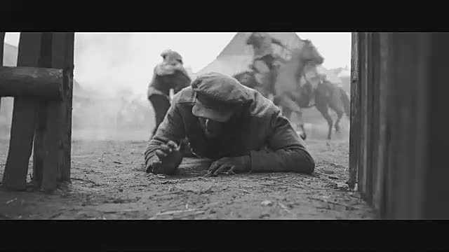 Во время войны девушек используют для секса